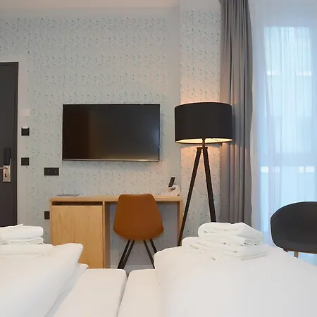 ホテル Mk | シティ 3*